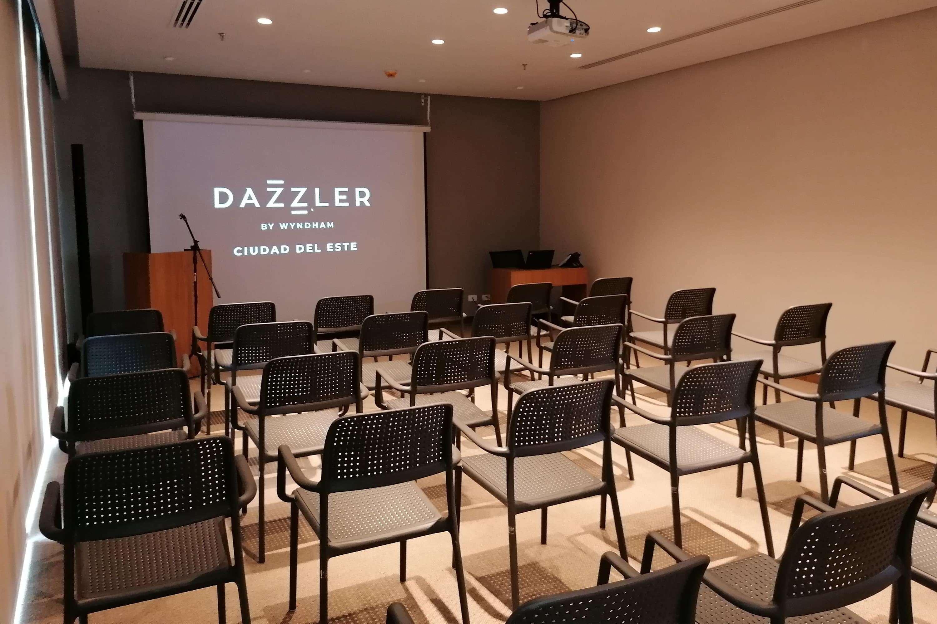 Dazzler By Wyndham Ciudad Del Este Extérieur photo